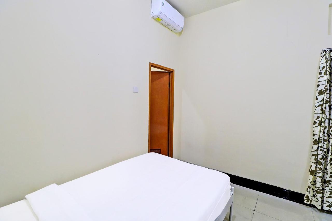 Oyo 91864 Holistic Stay Jimbaran Eksteriør billede